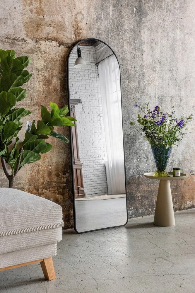 Poggiapiedi beige con rivestimento in velluto a coste Tori – Bonami Selection