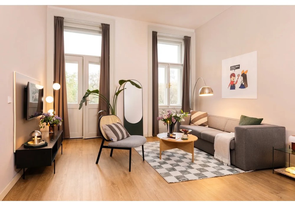 Tavolo TV nero in frassino 140x45 cm Angus - Actona