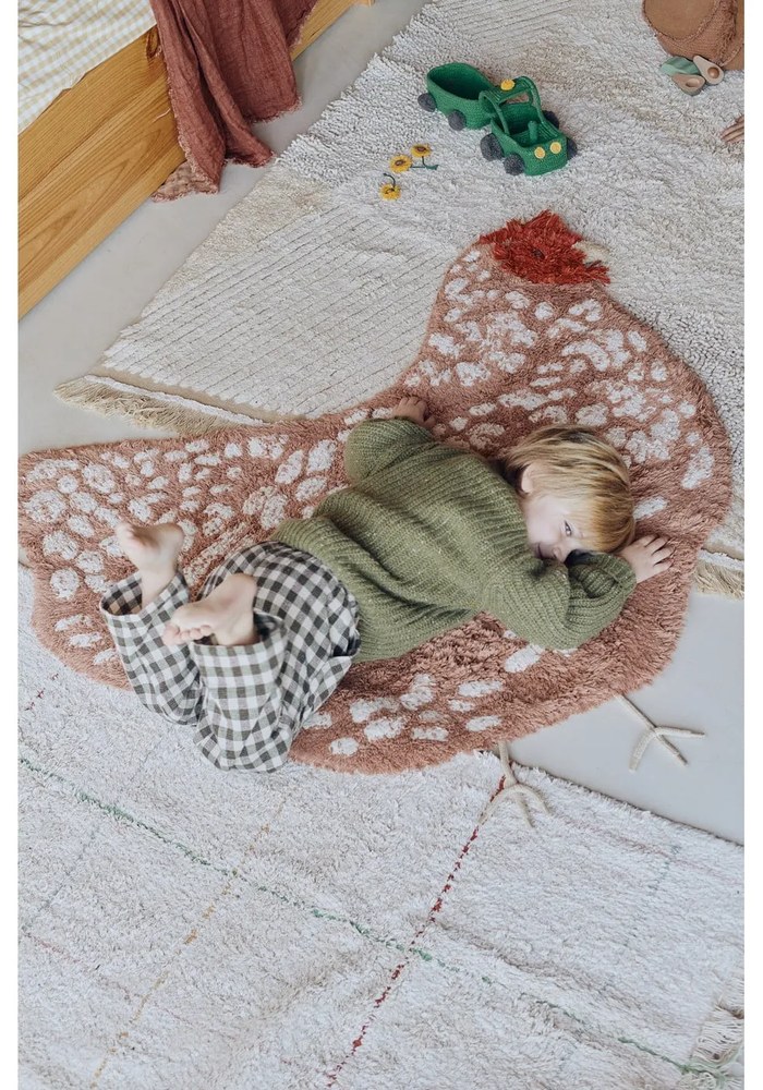 Tappeto marrone lavabile in cotone tessuto a mano 110x100 cm Chicken - Lorena Canals