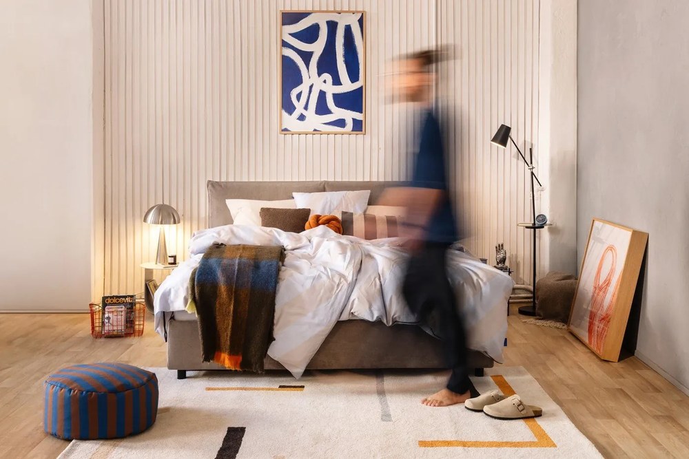 Letto matrimoniale imbottito grigio tortora con contenitore e rete inclusi 180x200 cm Myra Pillow – Bonami Selection