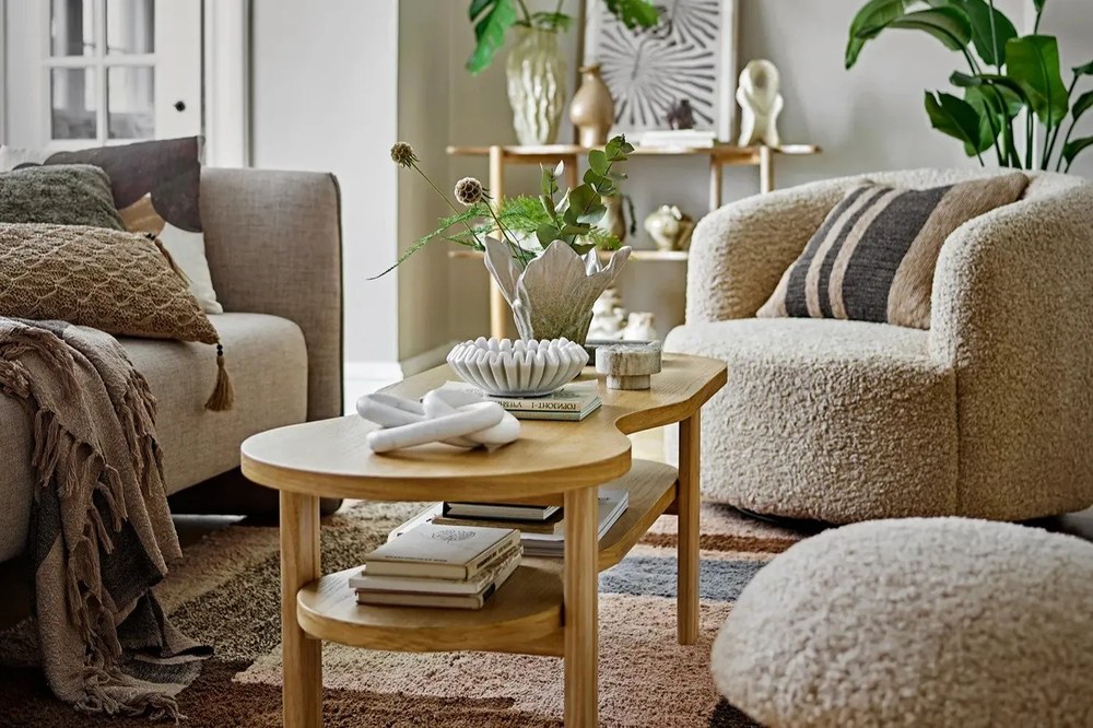 Sgabello beige in tessuto bouclé Bocca - Bloomingville