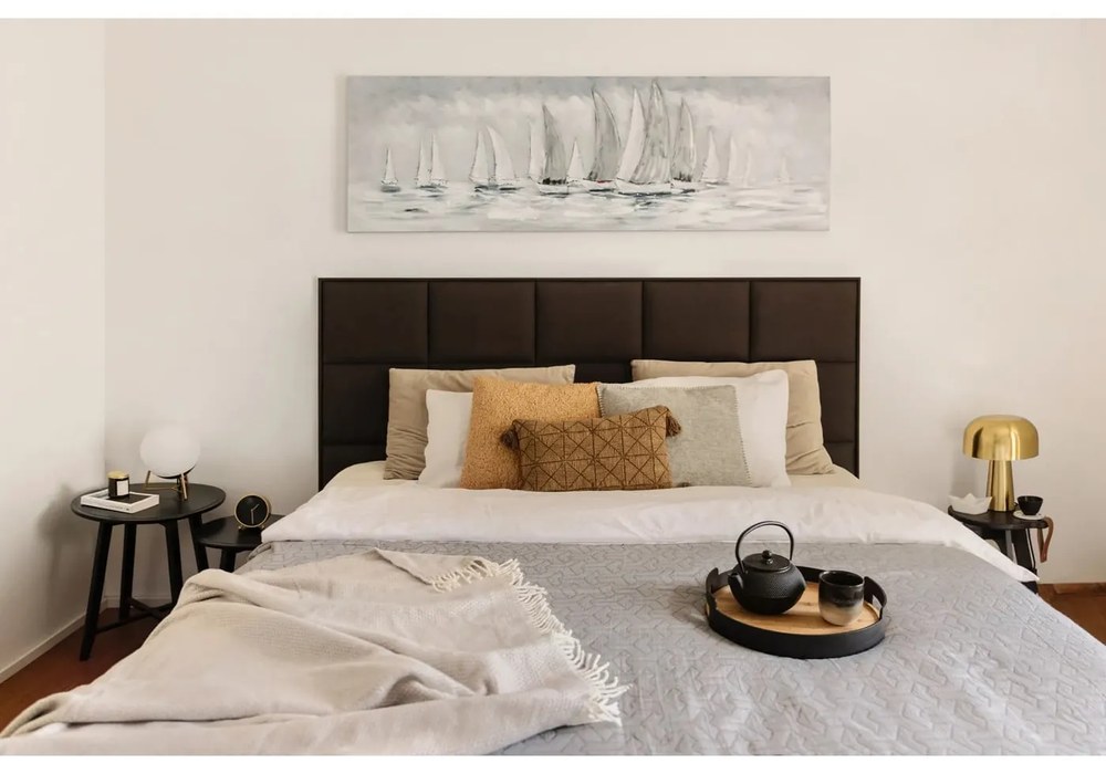 Lampada da tavolo dimmerabile a LED bianchi con paralume in vetro (altezza 32 cm) Chelsea - House Nordic