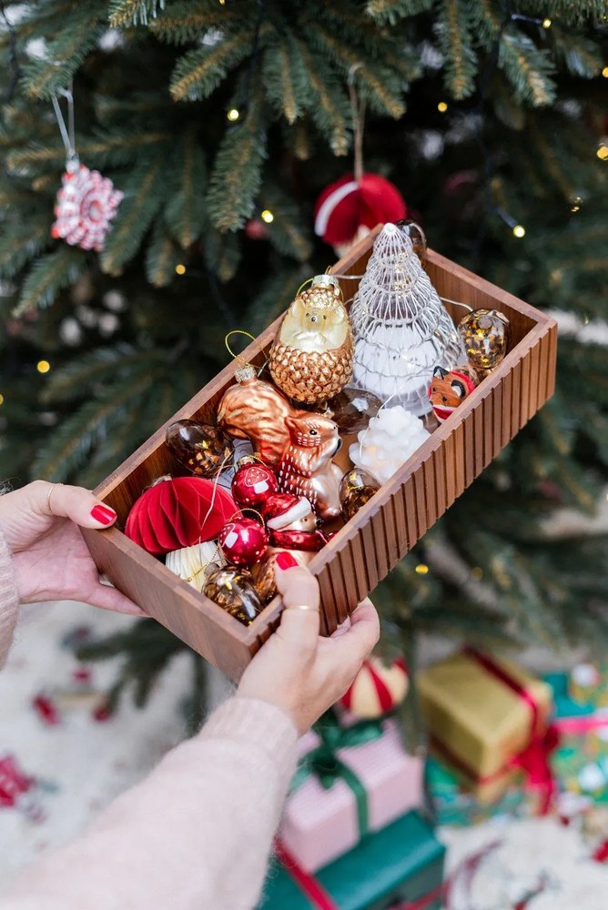 Decorazione per albero di natale in vetro fatta a mano 11 cm Squirrel – Sass &amp; Belle