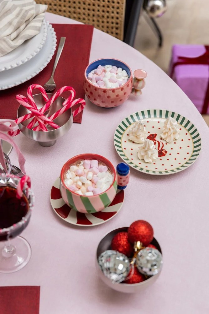 Piatto da dolce bianco in gres a tema natalizio ø 16 cm Yule – Bloomingville