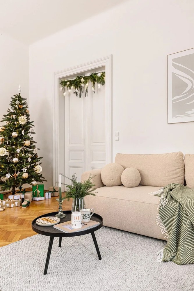 Divano beige allungabile con rivestimento in bouclé 247 cm Quinoa – Bonami Selection