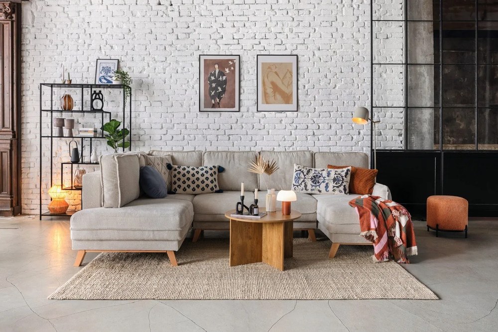 Divano angolare beige allungabile (con penisola a sinistra/a forma di "U") con rivestimento in velluto a coste Tori – Bonami Selection