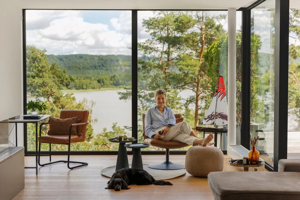 Candela in cera di soia profumata tempo di combustione 40 h Slavic Edition: #09 Library – Perfumed Prague