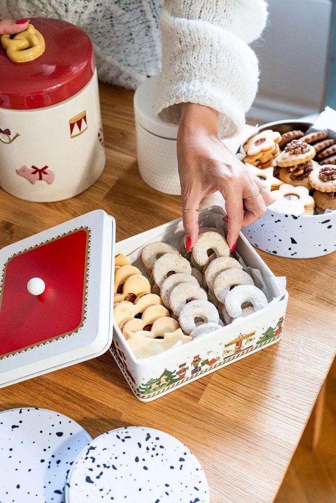 Contenitore per alimenti in gres per i dolci Yule – Bloomingville