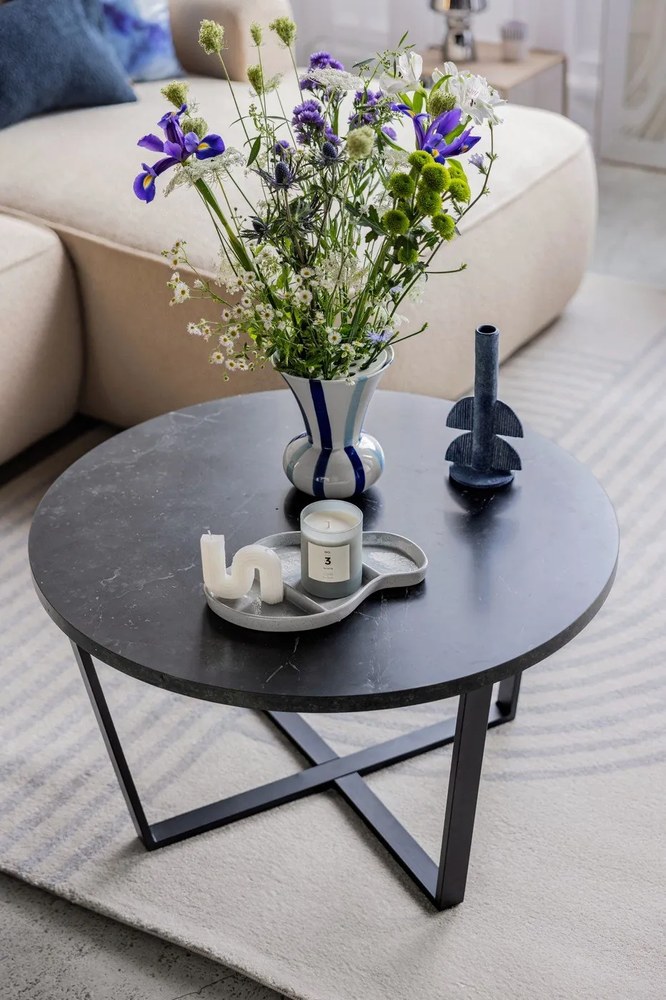 Divano angolare beige allungabile (con penisola a destra) con rivestimento in bouclé Quinoa – Bonami Selection