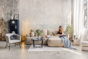 Divano angolare beige allungabile (con penisola a destra) con rivestimento in bouclé Quinoa – Bonami Selection