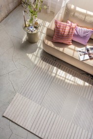 Divano beige allungabile con rivestimento in bouclé 247 cm Quinoa – Bonami Selection