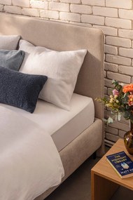 Letto matrimoniale imbottito beige con materasso incluso/con rete inclusa 180x200 cm Noira Slim – Bonami Selection