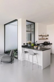 Sgabello da bar grigio in plastica (altezza della seduta 67,5 cm) Whitby – Unique Furniture