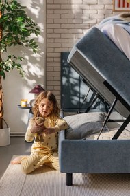 Letto boxspring blu con contenitore 180x200 cm Elva Bold Line – Bonami Selection