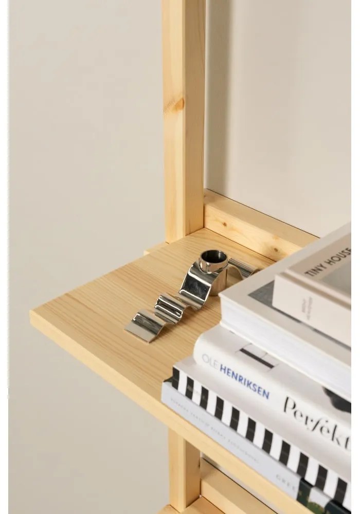 Libreria da parete di colore naturale in pino massiccio 66x127 cm Groove – Karup Design