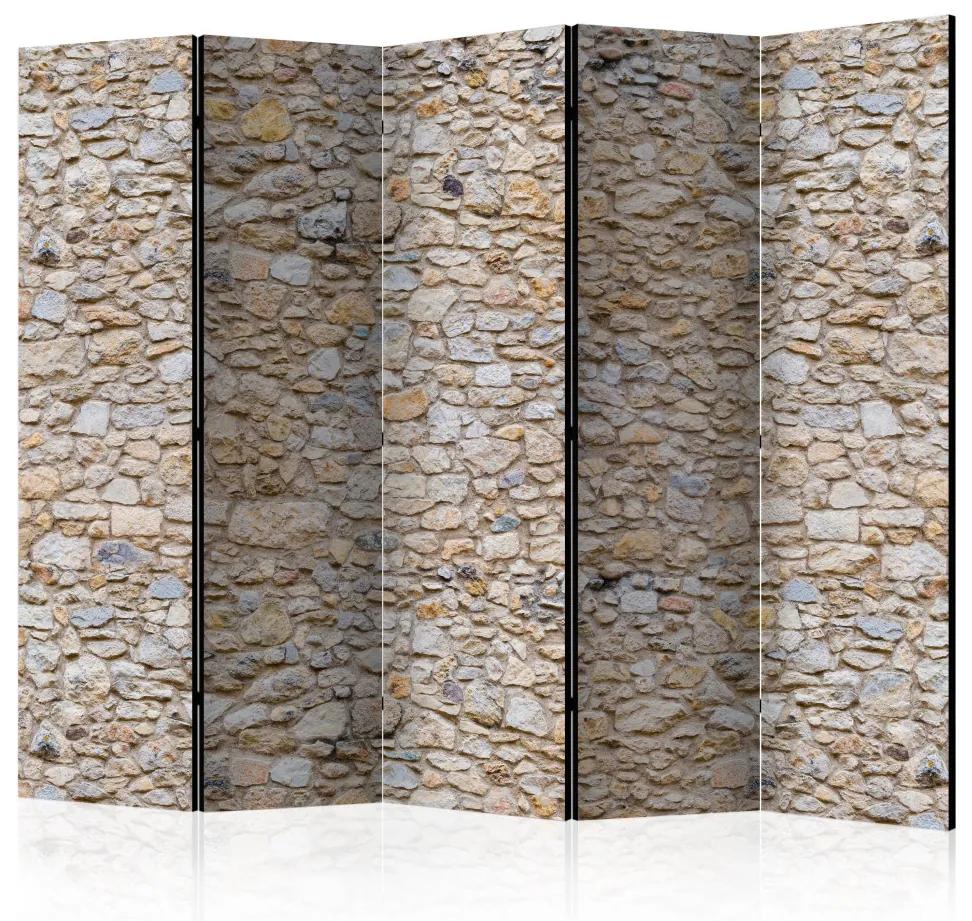 Paravento Ciottoli II - texture beige di un muro di pietra con dettagli architettonici