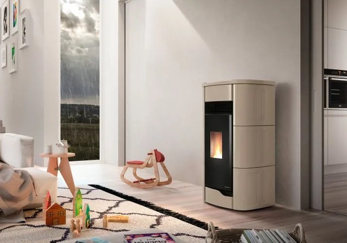 Palazzetti Anna 12 Stufa ermetica A Pellet ad aria 12kw Con Rivestimento in ceramica Caffellatte