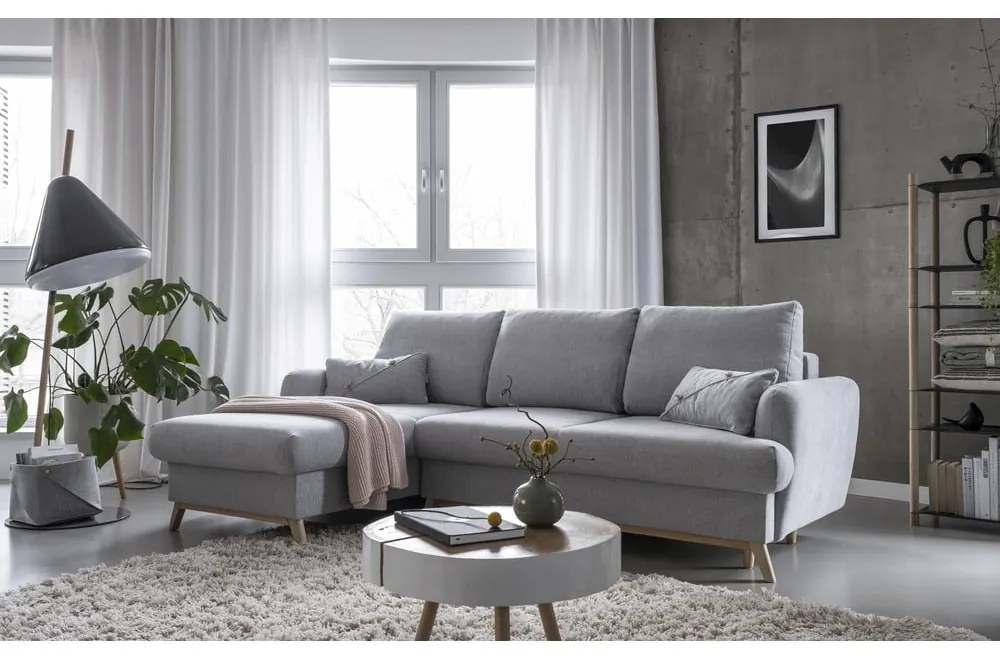 Divano angolare grigio chiaro allungabile/con contenitore (con penisola a sinistra/con chaise lounge) Scandic Lagom – Miuform