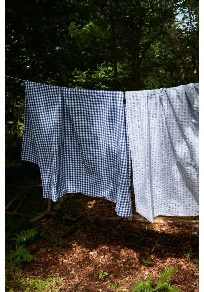 Biancheria da letto in crêpe bianca e blu scuro per letto singolo 140x200 cm Bæk&amp;Bølge - JUNA