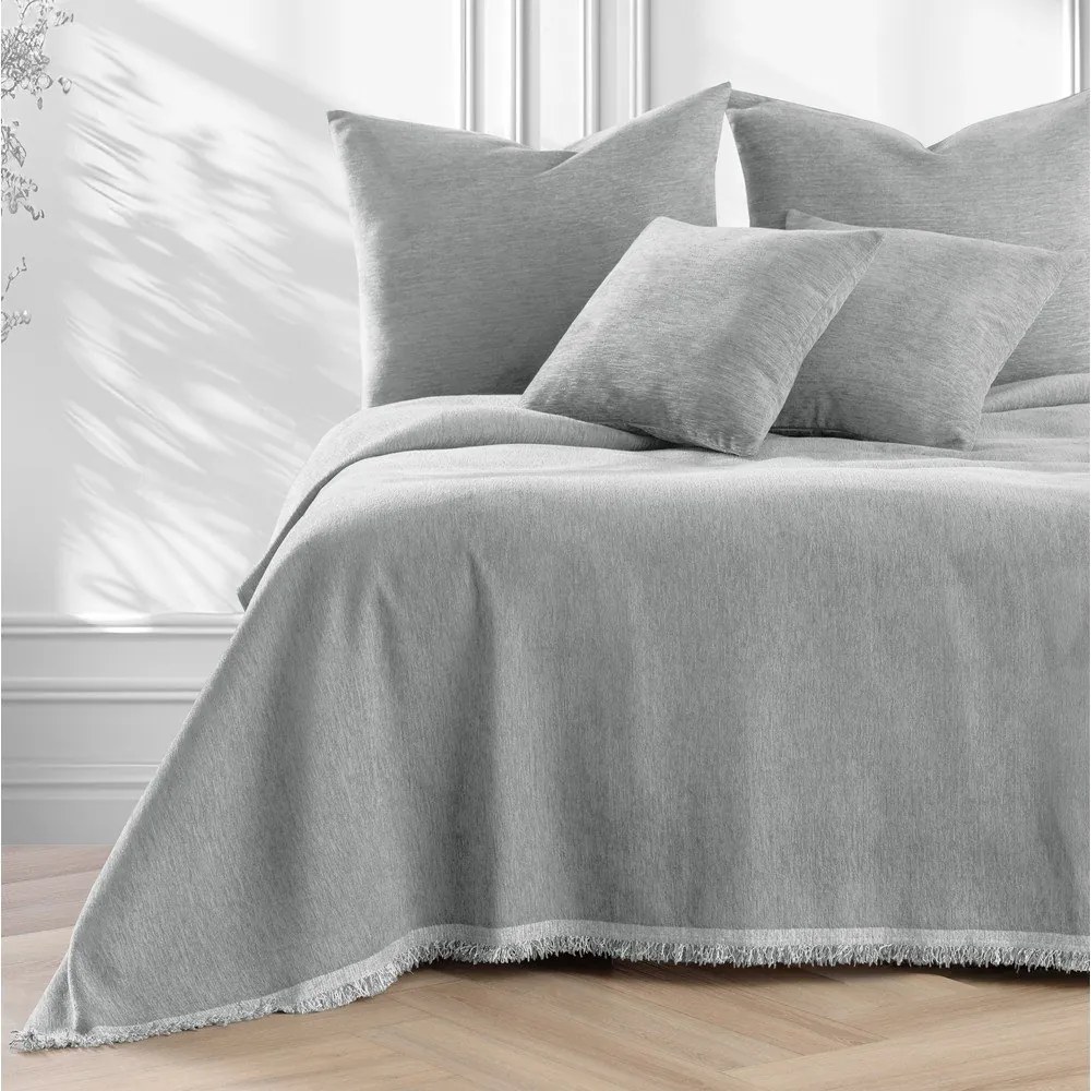 Copriletto grigio chiaro in ciniglia 220x240 cm Talo – Filumi