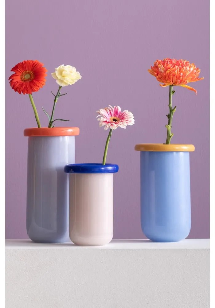 Vaso viola in vetro (altezza totale 30,5 cm) Plegado – PT LIVING