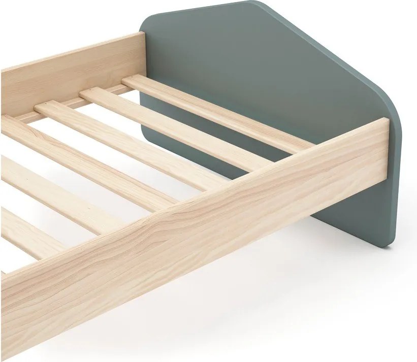 Letto da bambini di colore naturale/verde polveroso con effetto pino con rete inclusa 90x190 cm Estefania – Marckeric