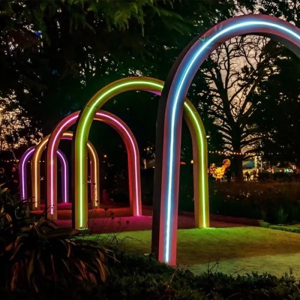 LED RGB Striscia solare dimmerabile LED/1,2W/3,7V IP67 5m