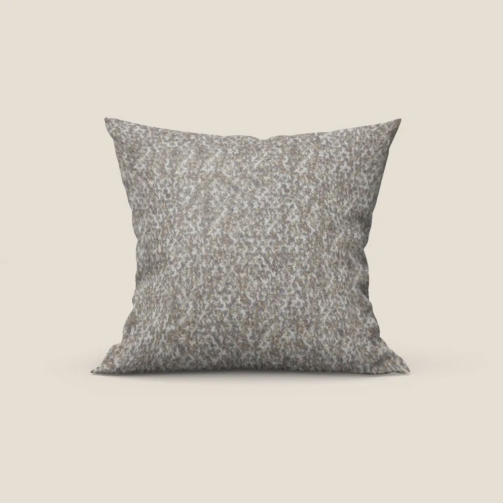 Sonic cuscino disponibile in diversi colori realizzato in pregiato bouclé smacchiabile T12 tortora