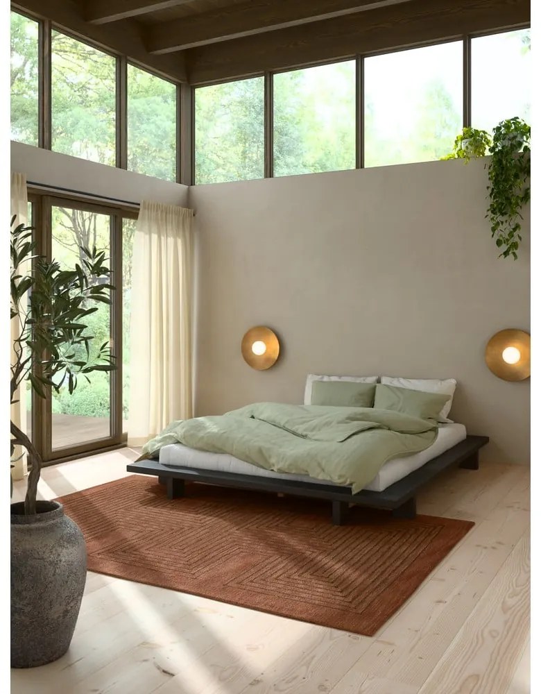 Letto matrimoniale nero in legno di pino con griglia 140x200 cm Japan - Karup Design