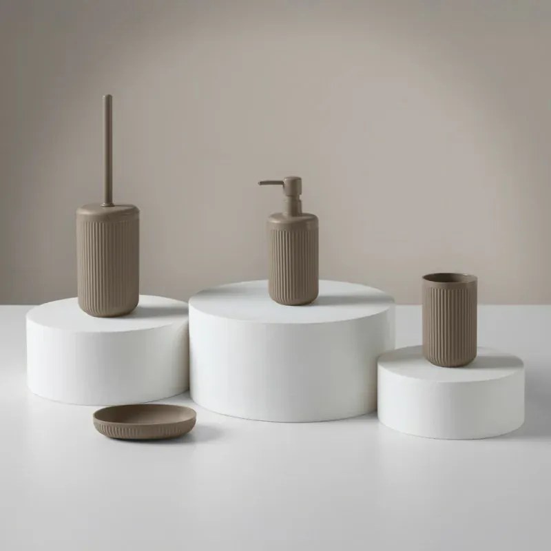 Set accessori bagno 3 pz con dispenser portaspazzolino e portasapone tortora cannettato Arizona