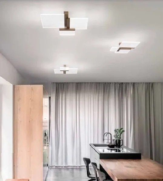 Plafoniera in metallo verniciato oro e acrilico (ULTIMI DISPONIBILI - N°2)
