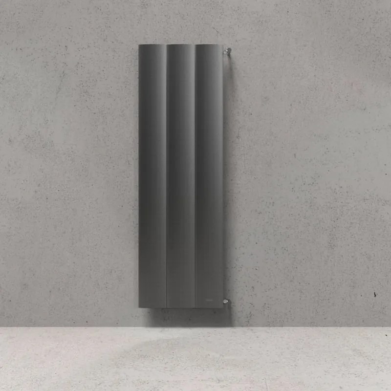 Termoarredo bagno DE'LONGHI 185.2x54.4 cm interasse 1800 mm grigio/argento serie Palace
