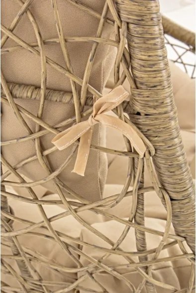 Poltrona sospesa legno naturale con cuscini e struttura in ferro Amirantes Bizzotto