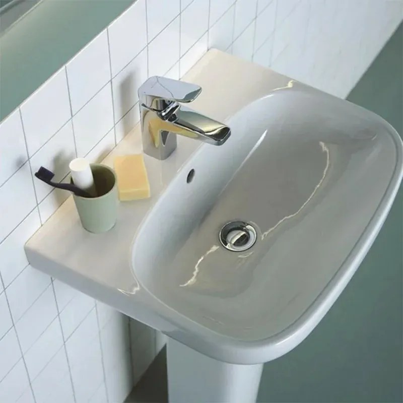Lavabo Ideal Standard 65 cm con colonna in ceramica lucida I.Life A