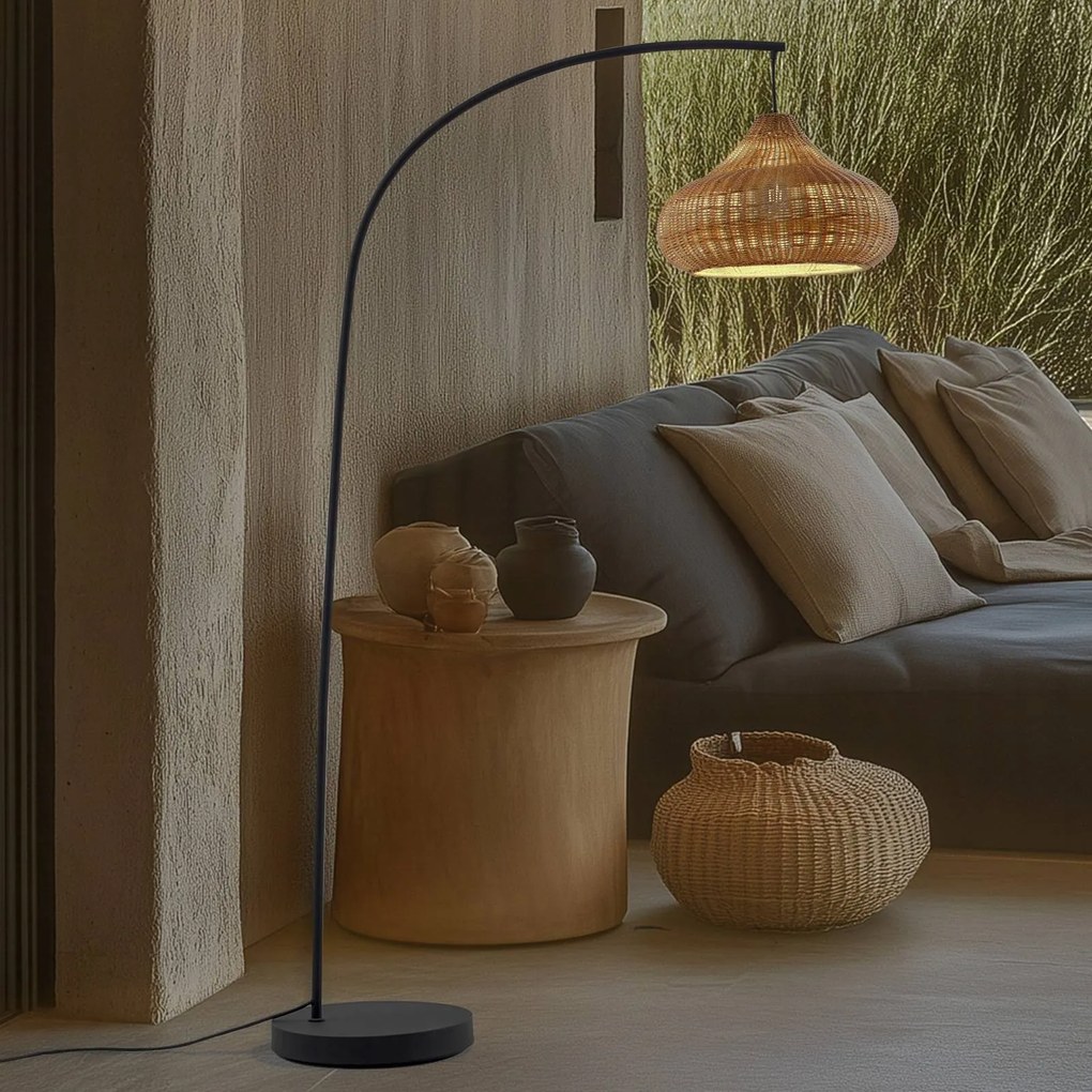 Lucande lampada da terra esterno Taniola, beige, rattan, 195 cm, IP44 Taniola, Legno chiaro, Legno, Campagna / Rustiche