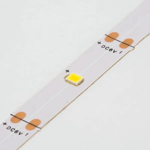 Striscia LED LED/3xAA bianco caldo