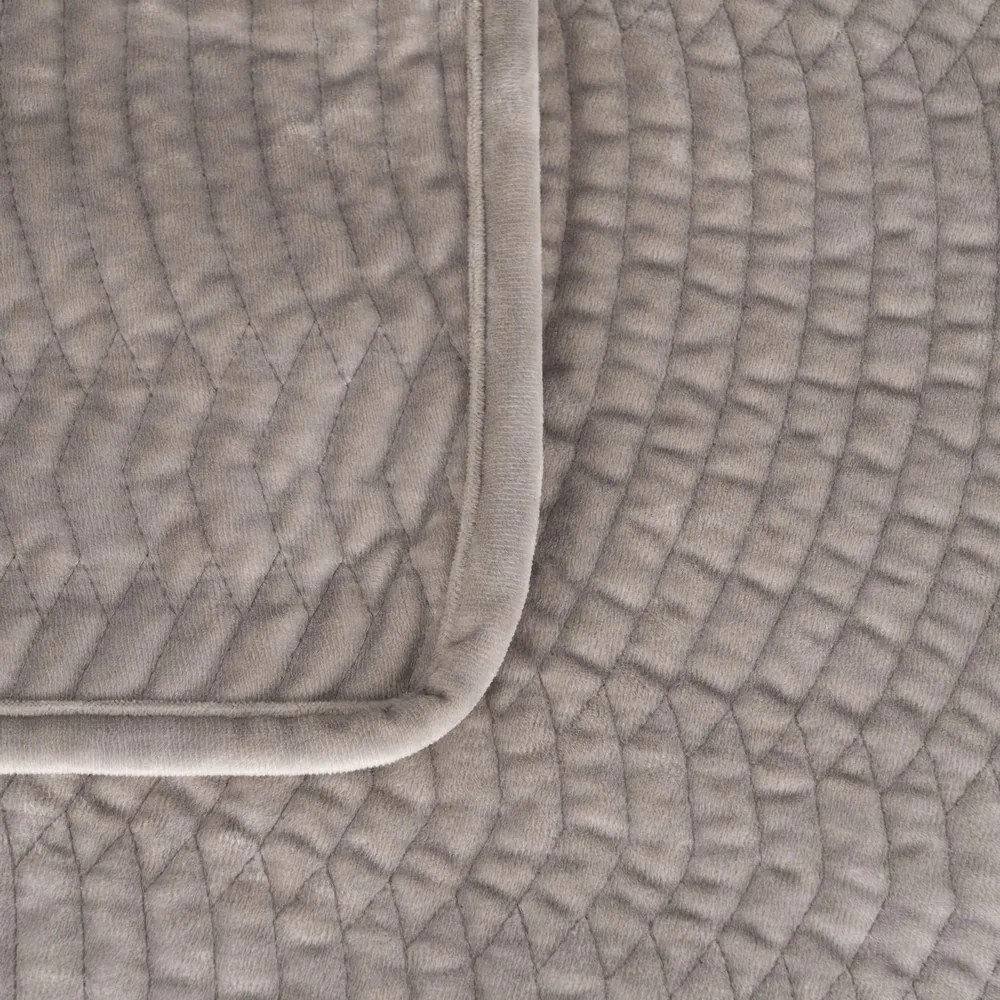 Copriletto grigio in velluto con rivestimento trapuntato 180x260 cm – Ixia