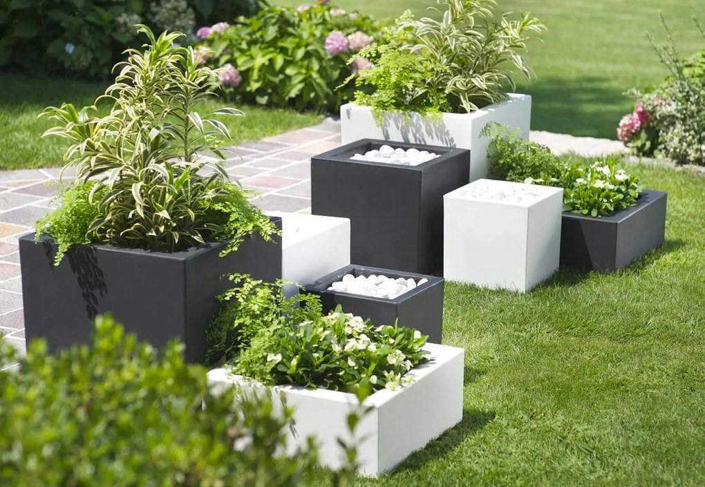 Vaso 50x50x50cm in Resina Tulli Schio Cubo Essential 50 Antracite...
