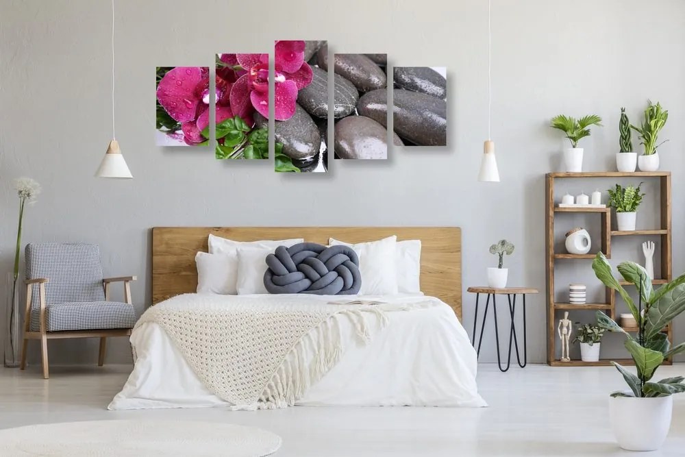 Quadri 5 pezzi – Orchidea fiorita e pietre wellness