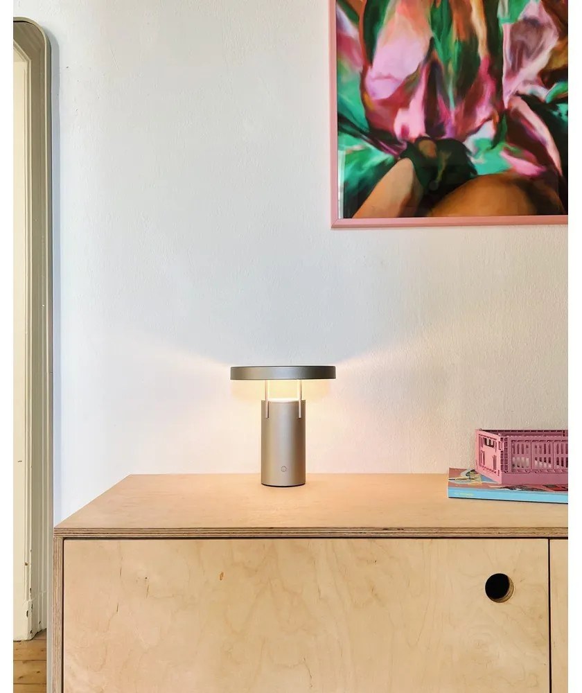 Lampada da tavolo dimmerabile a LED grigio chiaro (altezza 20 cm) BringMe - Hübsch