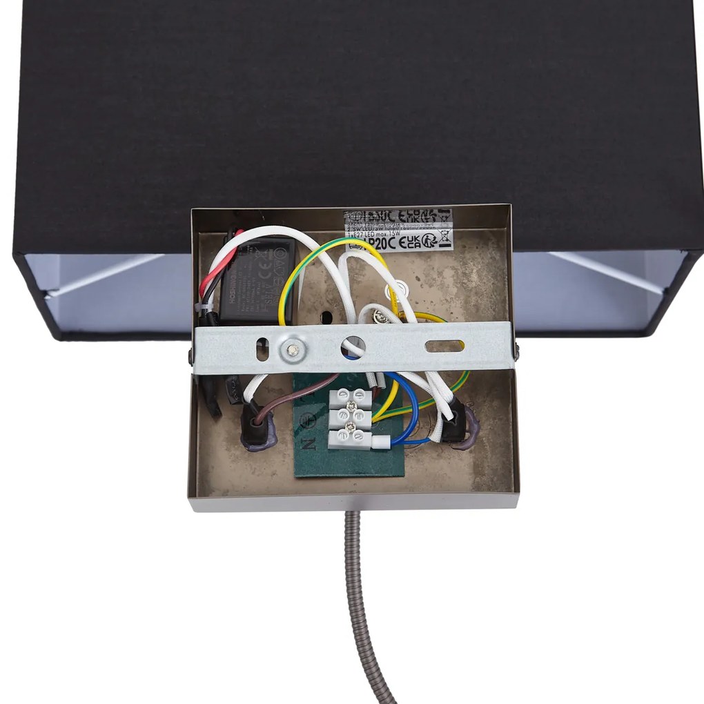 Lampada da parete moderna color canna di fucile con paralume nero e braccio di lettura con LED - Bergamo