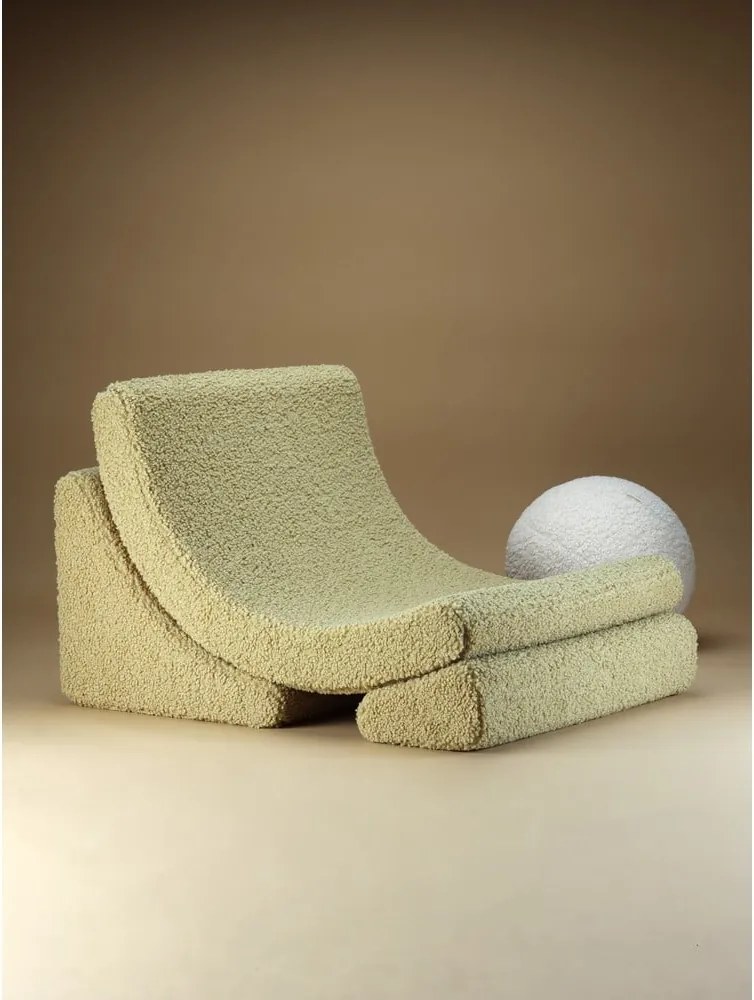 Poltrona per bambini verde con rivestimento in bouclé Moon – Wigiwama