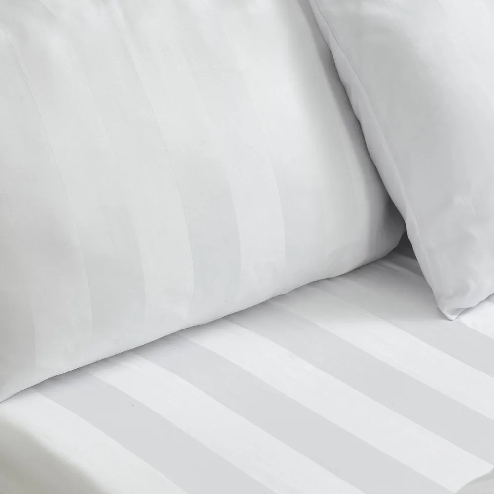 Lenzuolo con angoli bianco in raso di seta 150x200 cm So Soft Satin Stripe – Catherine Lansfield