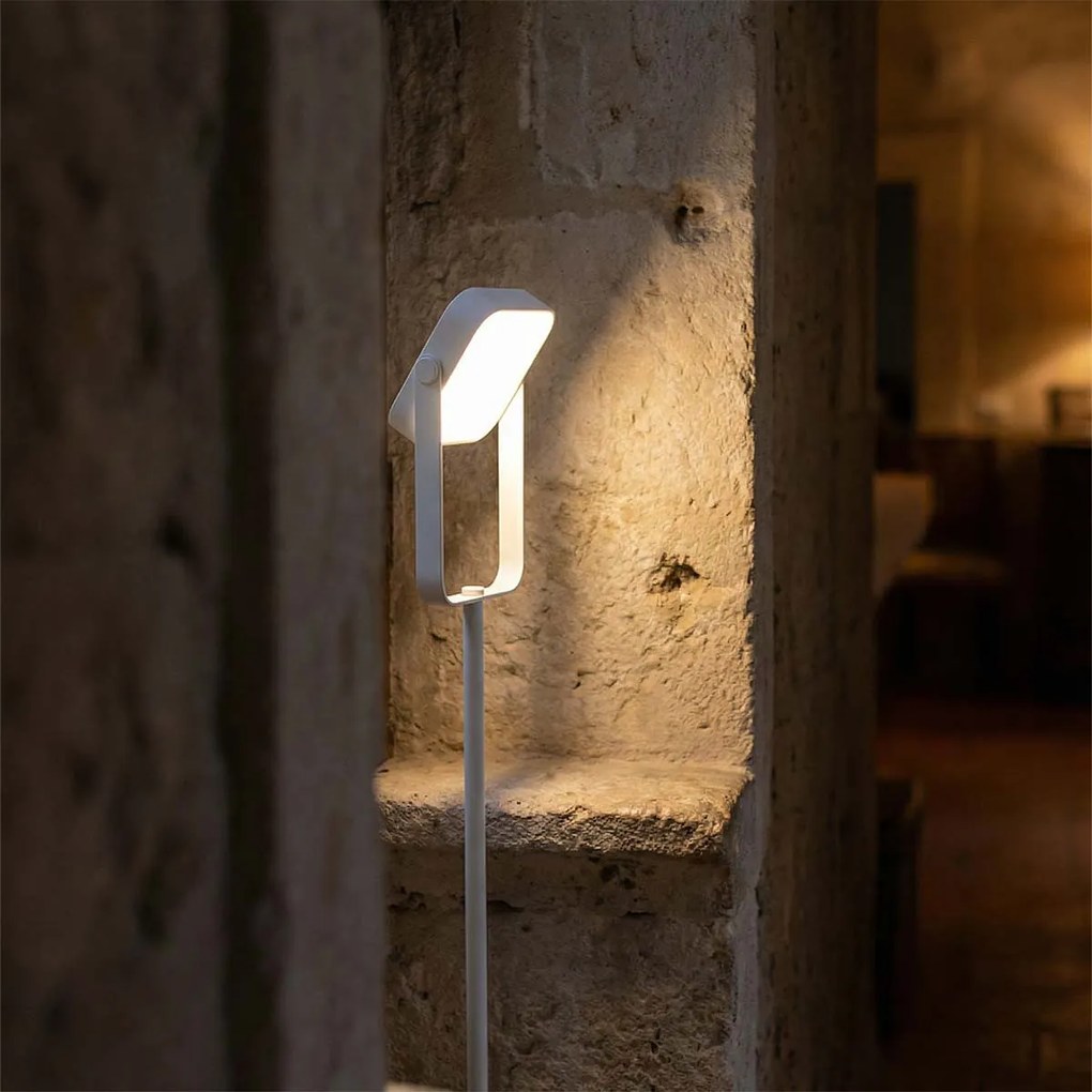 Piantana Solare in alluminio 120cm Ricaricabile USB-C - Bianca Colore Bianco Naturale 4.000K