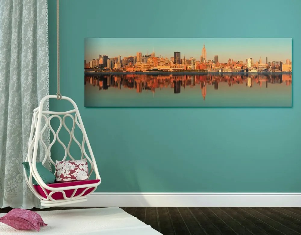 Stampa su tela – Incantevole New York riflesso nell'acqua