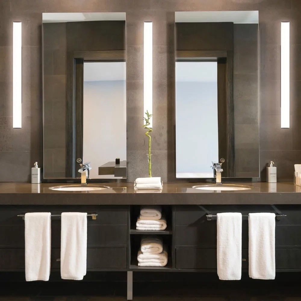 Lampada da parete nera, lunghezza 90 cm Caspio - SULION