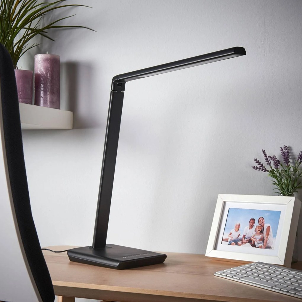 Lindby lampada da scrivania a LED Kuno, nera, USB, dimmer tattile