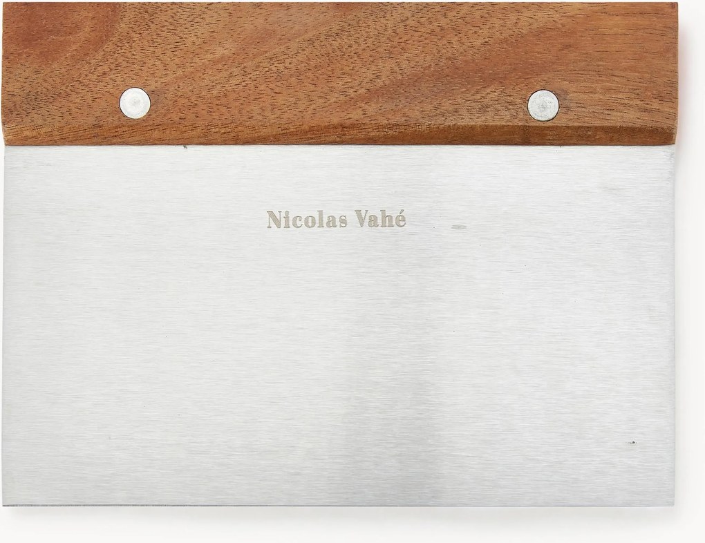 Tagliapasta in legno di acacia e acciaio inossidabile Puka