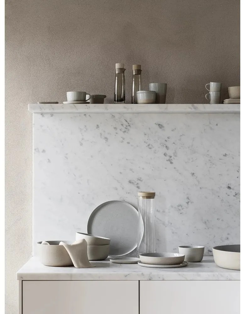 Lattiera grigio chiaro/beige in ceramica 150 ml Sablo – Blomus