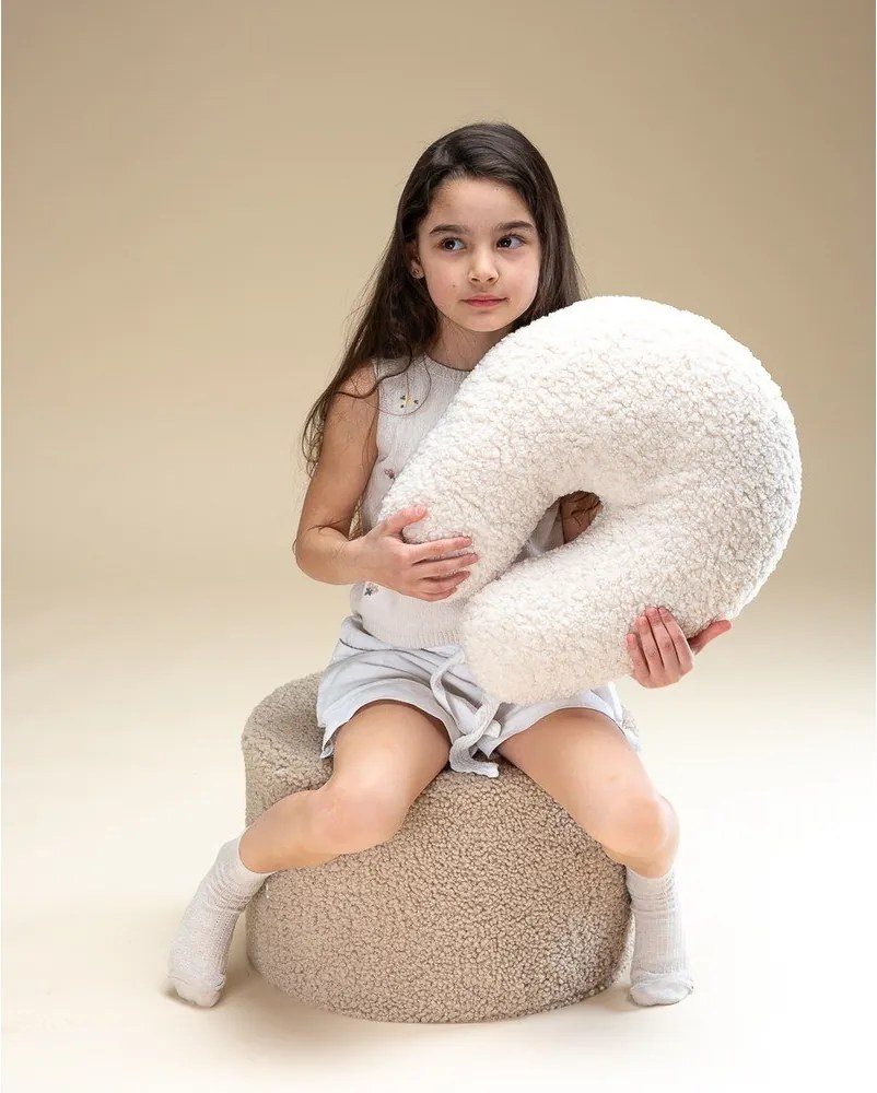 Pouf per bambini marrone chiaro con rivestimento in bouclé – Wigiwama